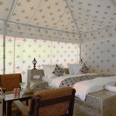 Sunrise Desert Resort With Swimming Pool 斋沙默尔 外观 照片
