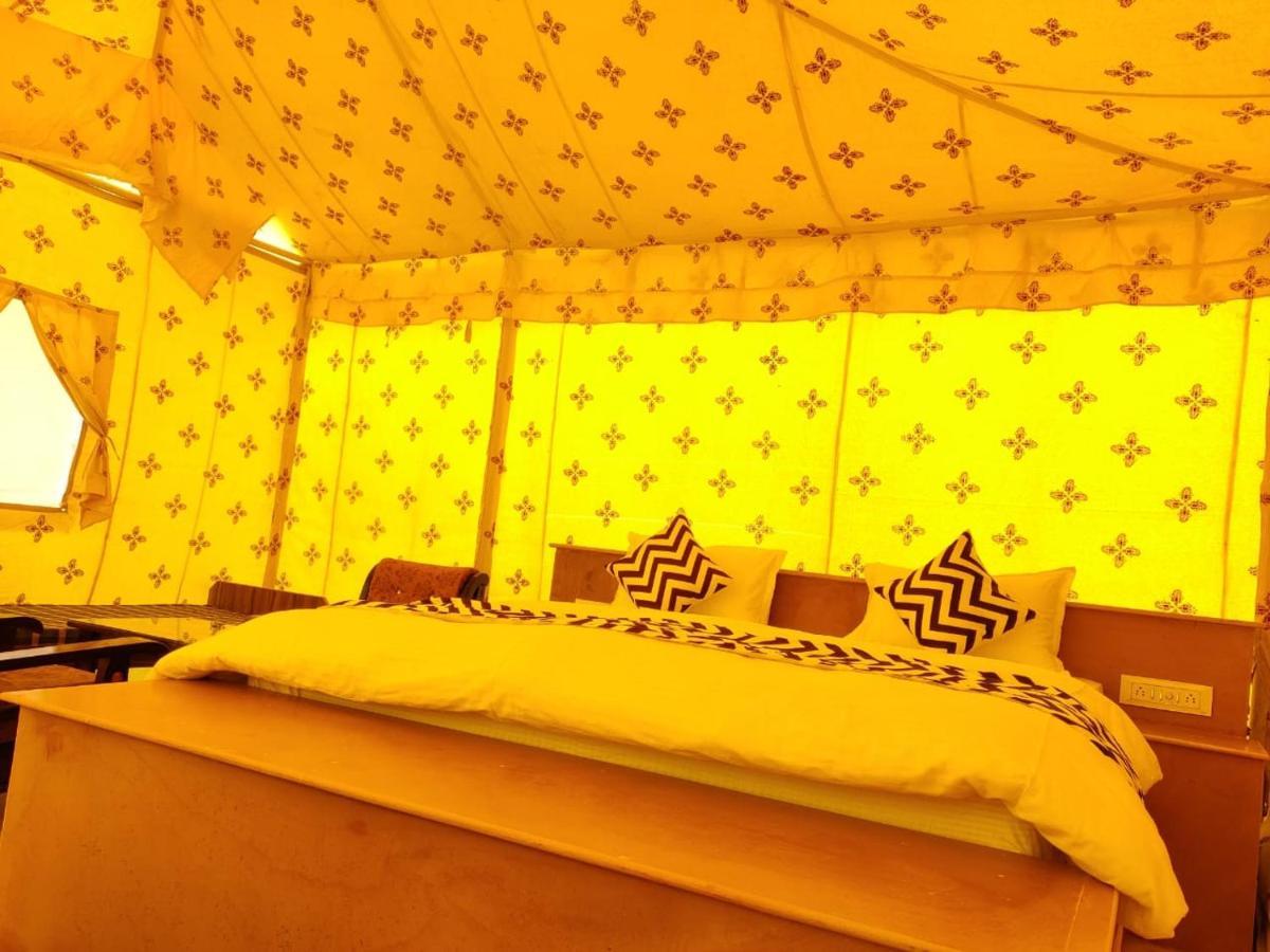 Sunrise Desert Resort With Swimming Pool 斋沙默尔 外观 照片