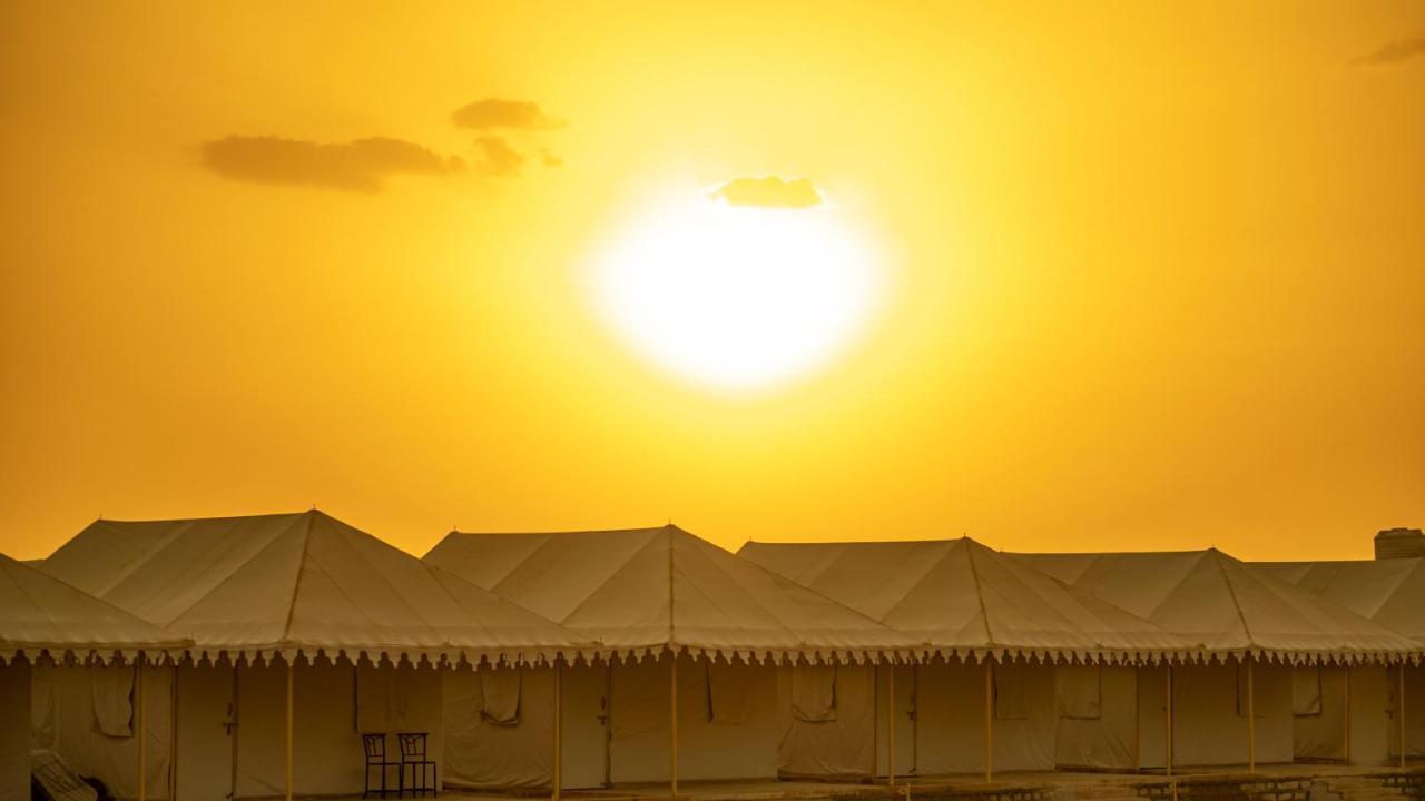 Sunrise Desert Resort With Swimming Pool 斋沙默尔 外观 照片