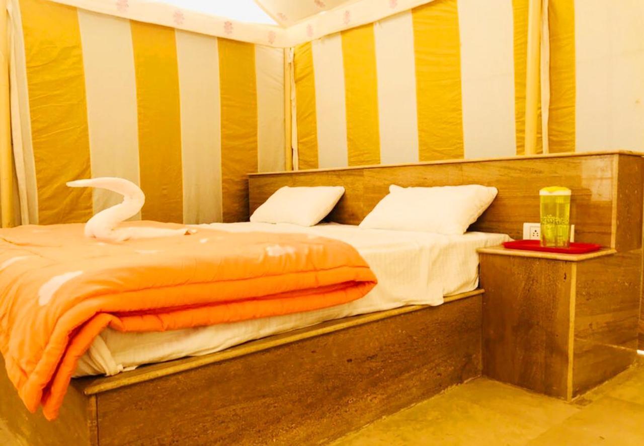 Sunrise Desert Resort With Swimming Pool 斋沙默尔 外观 照片